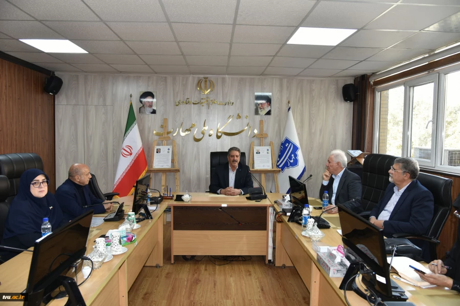 به همت بنیاد حامیان دانشگاه صورت گرفت؛ 

امضای تفاهم‌نامه همکاری مشترک در دانشگاه ملی مهارت 9