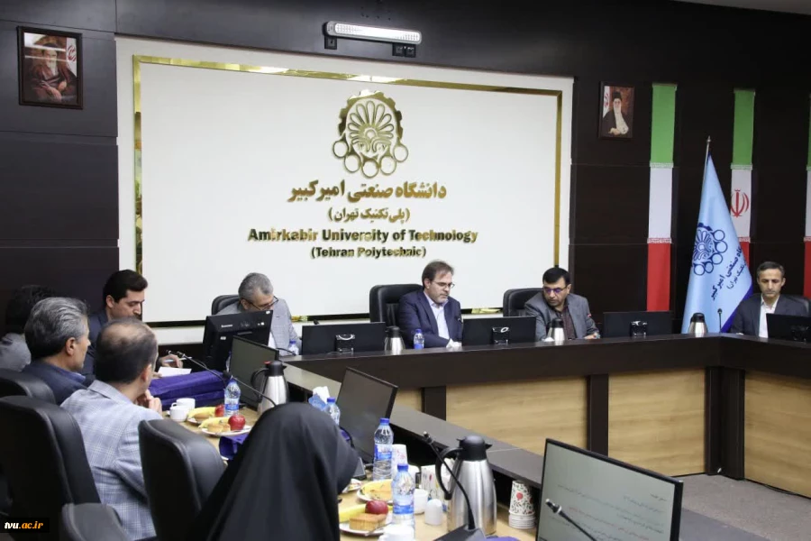 برگزاری اجلاس مدیران مالی دانشگاه‌های بزرگ کشور با حضور مدیرکل مالی دانشگاه ملی مهارت 5