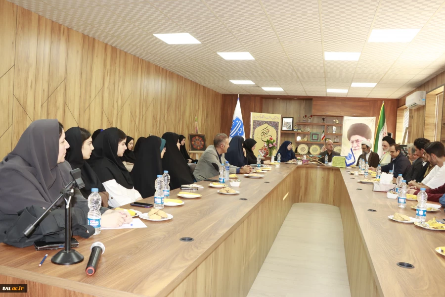 نشست هم‌اندیشی دبیران و نمایندگان تشکل‌ها، انجمن‌های علمی و کانون‌های فرهنگی دانشگاه ملی مهارت استان گیلان 3