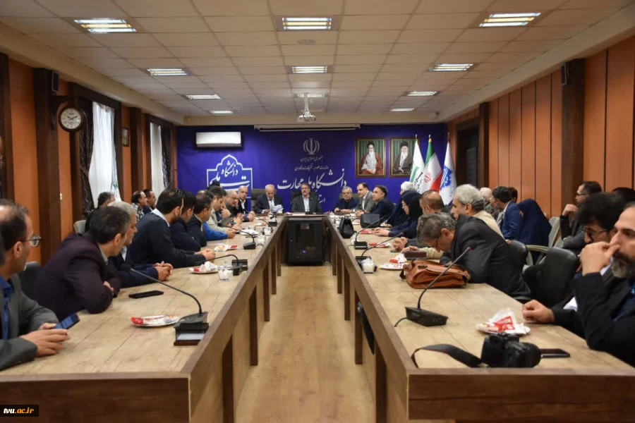 نشست رئیس دانشگاه ملی مهارت با اعضای هیئت علمی در آموزشکده پسران رشت (شهید چمران)_ واحد استانی گیلان 3