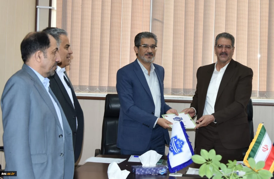 برگزاری اولین جلسه کارگروه اخلاق در پژوهش دانشگاه ملی و مهارت 8