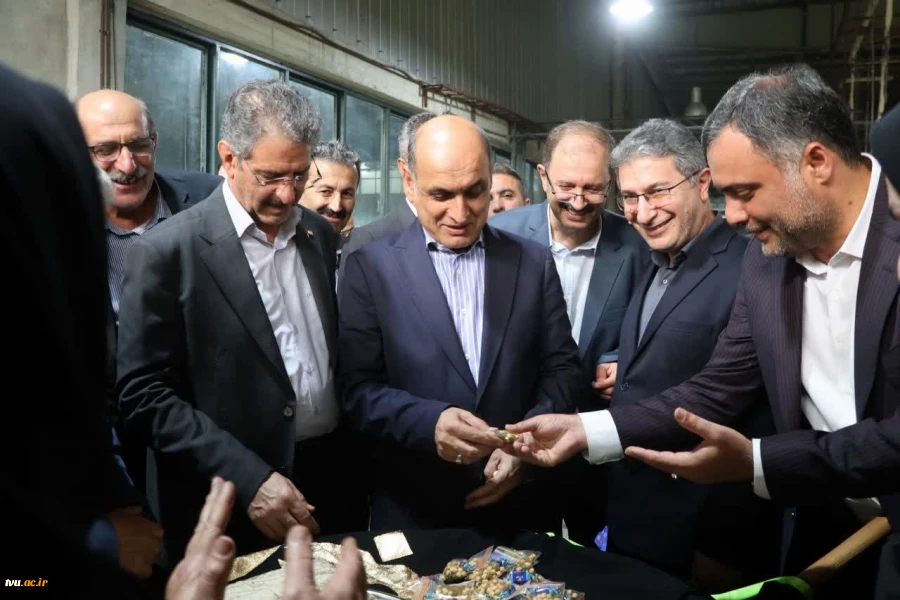 بازدید رئیس دانشگاه ملی مهارت از کارخانه صنایع ابریشم صومعه سرا 2