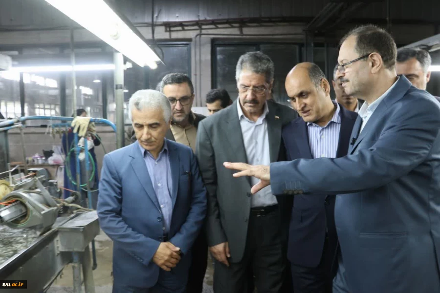 بازدید رئیس دانشگاه ملی مهارت از کارخانه صنایع ابریشم صومعه سرا 4