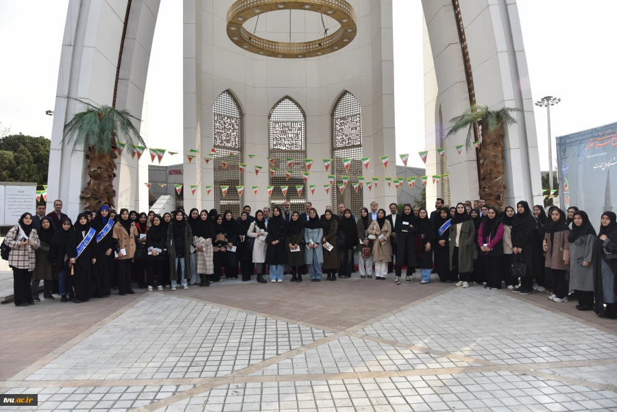 با حضور مقامات کشوری، لشکری، خانواده‌های معظم شهدا و دانشجویان برگزار شد؛

آیین گرامی‌داشت سالگرد شهادت سرلشکر شهید حسن طهرانی مقدم و یادواره ۳۱۱ دانشجوی شهید دانشگاه ملی مهارت 4