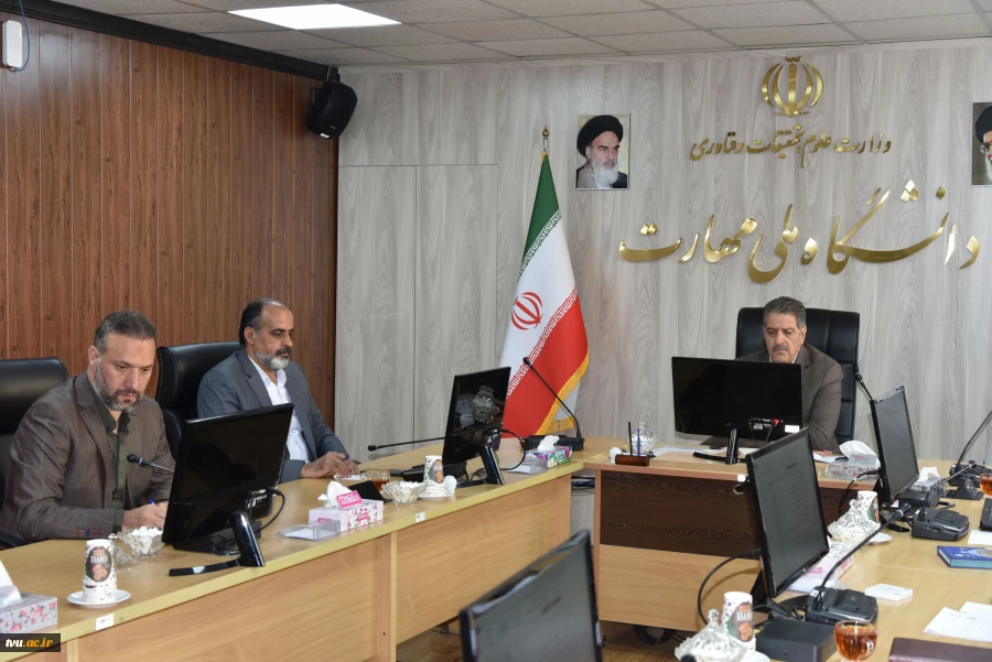 برگزاری جلسه شورای تخصصی فرهنگی و اجتماعی دانشگاه ملی مهارت با حضور رئیس دانشگاه 3