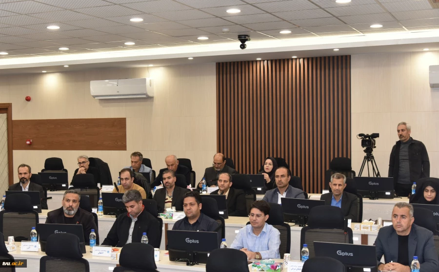 دکتر زمانی در نشست تخصصی مدیران روابط عمومی دانشگاه ملی مهارت:

آموزش‌های مهارتی حلقه مستحکم در زنجیره توسعه اقتصادی و اجتماعی کشور است. 3