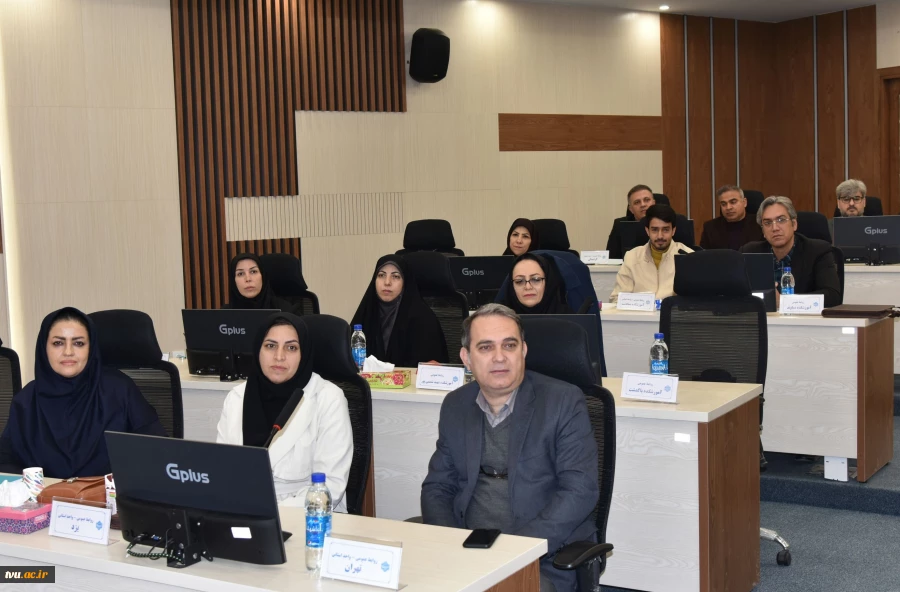 دکتر زمانی در نشست تخصصی مدیران روابط عمومی دانشگاه ملی مهارت:

آموزش‌های مهارتی حلقه مستحکم در زنجیره توسعه اقتصادی و اجتماعی کشور است. 4