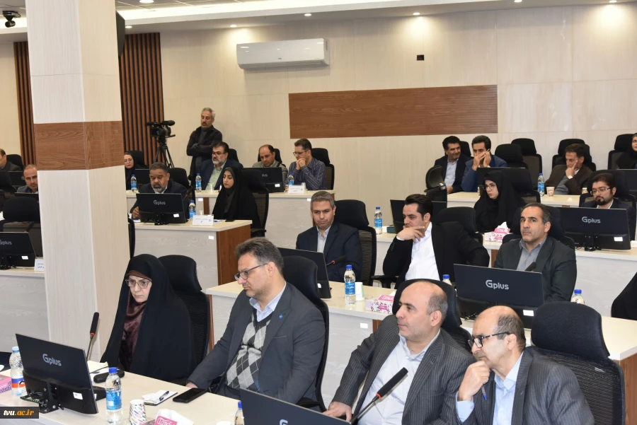 دکتر زمانی در نشست تخصصی مدیران روابط عمومی دانشگاه ملی مهارت:

آموزش‌های مهارتی حلقه مستحکم در زنجیره توسعه اقتصادی و اجتماعی کشور است. 9