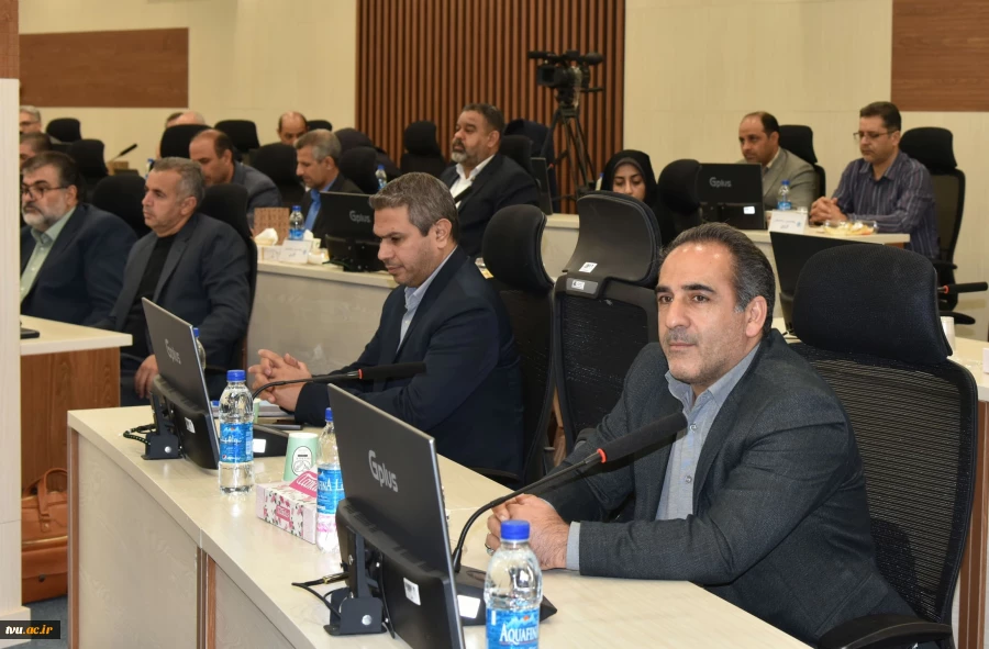 دکتر زمانی در نشست تخصصی مدیران روابط عمومی دانشگاه ملی مهارت:

آموزش‌های مهارتی حلقه مستحکم در زنجیره توسعه اقتصادی و اجتماعی کشور است. 15