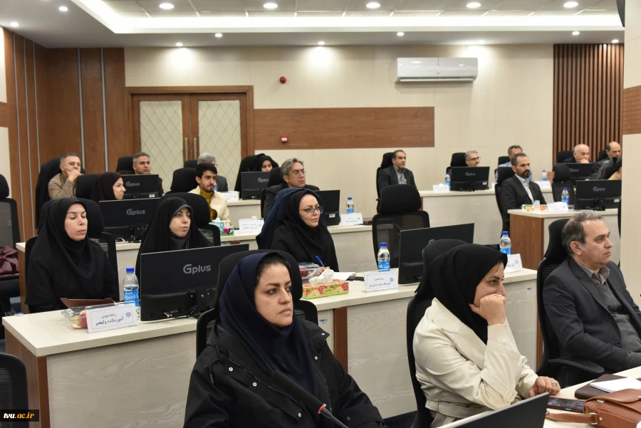 دکتر زمانی در نشست تخصصی مدیران روابط عمومی دانشگاه ملی مهارت:

آموزش‌های مهارتی حلقه مستحکم در زنجیره توسعه اقتصادی و اجتماعی کشور است. 17