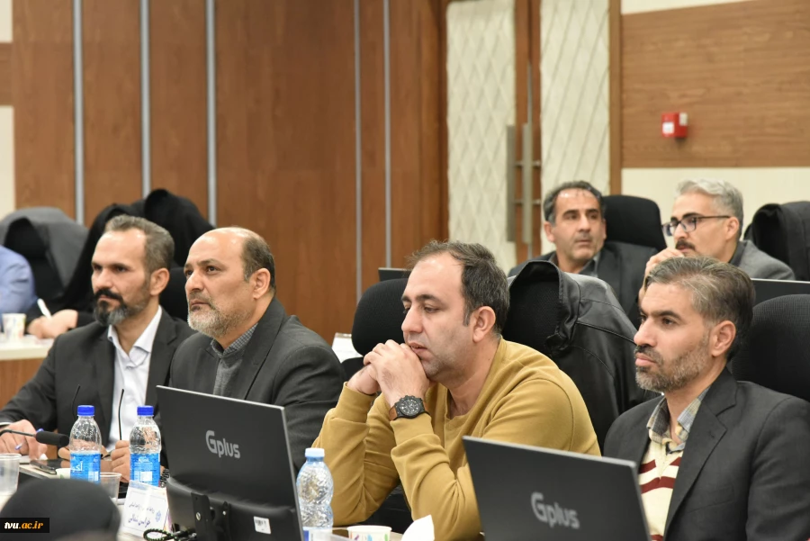 دکتر زمانی در نشست تخصصی مدیران روابط عمومی دانشگاه ملی مهارت:

آموزش‌های مهارتی حلقه مستحکم در زنجیره توسعه اقتصادی و اجتماعی کشور است. 19