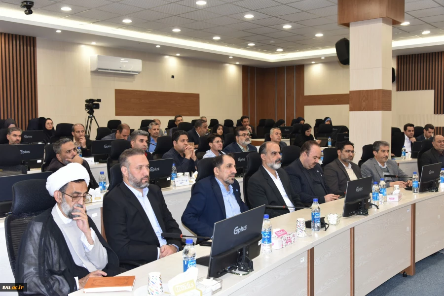 دکتر حضرتی در نشست تخصصی مدیران روابط عمومی دانشگاه ملی مهارت:

فارغ التحصیل دانشگاه ملی مهارت باید پرچم‌دار مهارت باشد. 8