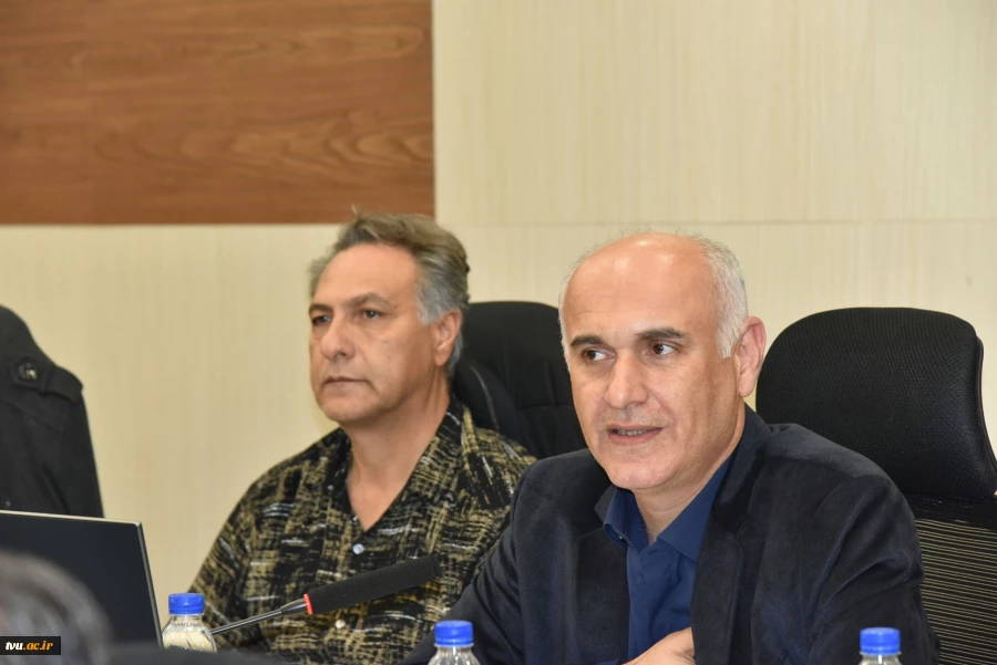 دکتر حضرتی در نشست تخصصی مدیران روابط عمومی دانشگاه ملی مهارت:

فارغ التحصیل دانشگاه ملی مهارت باید پرچم‌دار مهارت باشد. 13