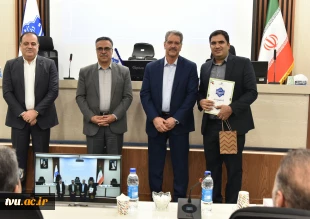 با حضور مشاور وزیر و مدیرکل حوزه وزارتی و روابط عمومی وزارت عتف و رئیس دانشگاه ملی مهارت صورت گرفت؛

معرفی روابط عمومی‌های برتر سال 1403دانشگاه ملی مهارت 12