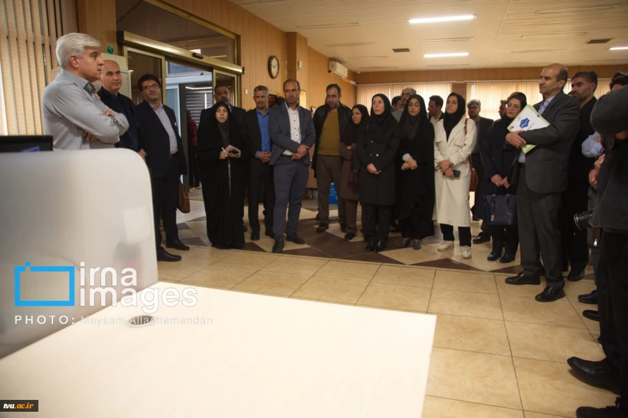 دکتر زمانی در نشست تخصصی مدیران روابط عمومی دانشگاه ملی مهارت:

آموزش‌های مهارتی حلقه مستحکم در زنجیره توسعه اقتصادی و اجتماعی کشور است. 31