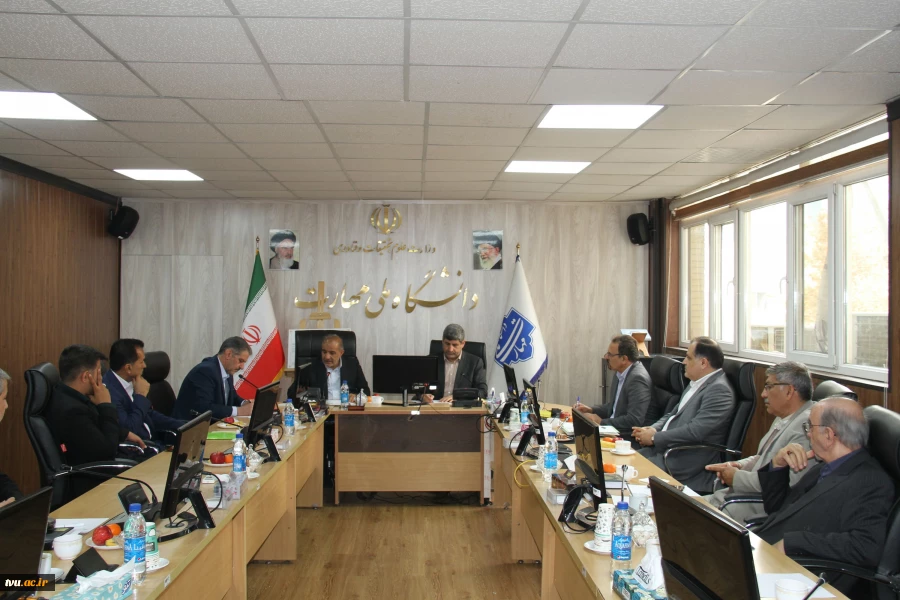 بنیاد حامیان دانشگاه ملی مهارت برنامه‌های سال نخست را تصویب کرد 27