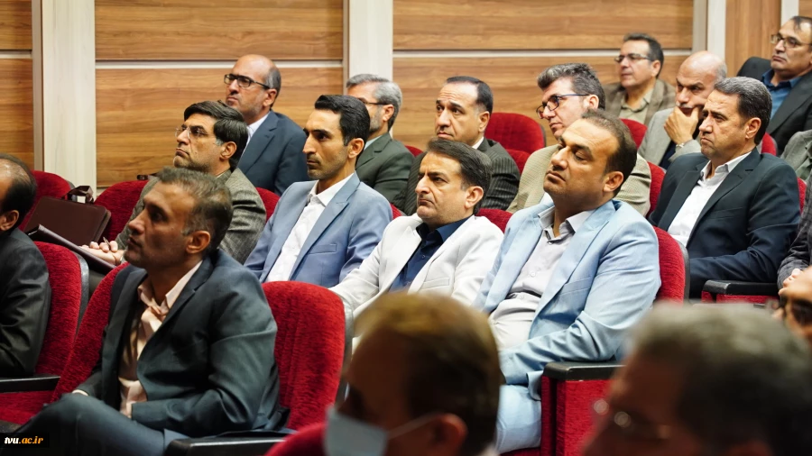آغار نشست تخصصی دو روزه معاونین اداری، مالی و مدیریت منابع و عاملین مالی در دانشگاه ملی مهارت یزد 4