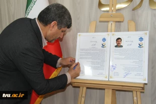 رئیس واحد استانی، رابط خیرین و برخی از اعضای هیئت امنای استان فارس میهمان ویژه نشست بنیاد حامیان 10