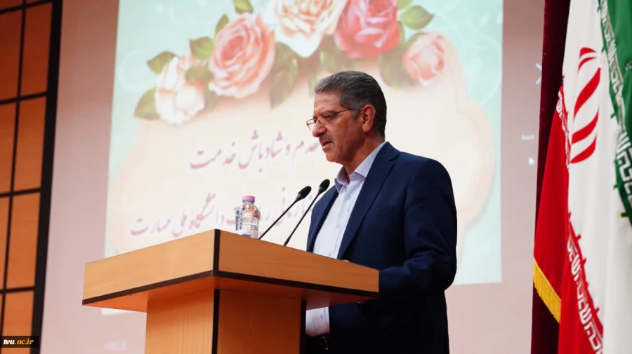 دکتر زمانی در جشن روز دانشجو دانشگاه ملی مهارت واحد استانی یزد:

روز دانشجو نماد بیداری، مسئولیت‌پذیری و مطالبه‌گری قانونمند دانشجویان است 2