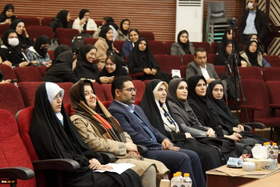 پیام تحول معاونت فرهنگی و دانشجویی درآیین ملی گرامیداشت روز دانشجو طنین انداز شد
 12