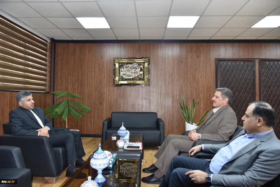 دیدار و گفت‌وگوی دکتر زمانی، رئیس دانشگاه ملی مهارت و دکتر فخر موسوی، مدیرکل حوزه ریاست، روابط عمومی و هماهنگی امور مجلس و استان‌ها با آقای دکتر عباس قدرتی زوارم نماینده مردم شریف شهرستان شیروان و سخنگوی کمیسیون برنامه و بودجه و محاسبات مجلس شورای اسلامی 