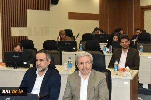 با حضور رئیس دانشگاه و جمعی از اساتید و نخبگان دانشگاهی

نشست هم‌اندیشی نقش دانشگاه در تحقق ایران قوی برگزار شد 4