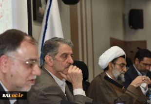 با حضور رئیس دانشگاه و جمعی از اساتید و نخبگان دانشگاهی

نشست هم‌اندیشی نقش دانشگاه در تحقق ایران قوی برگزار شد 26