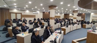 با حضور رئیس دانشگاه و جمعی از اساتید و نخبگان دانشگاهی

نشست هم‌اندیشی نقش دانشگاه در تحقق ایران قوی برگزار شد 27