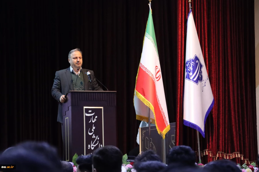 همزمان با فرارسیدن شانزدهم آذرماه؛

آئین گرامی‌داشت روز دانشجو با حضور معاون اداری، مالی و مدیریت منابع و رئیس نهاد نمایندگی مقام معظم رهبری(مدظله العالی) در دانشکده فنی انقلاب اسلامی تهران برگزار شد. 2