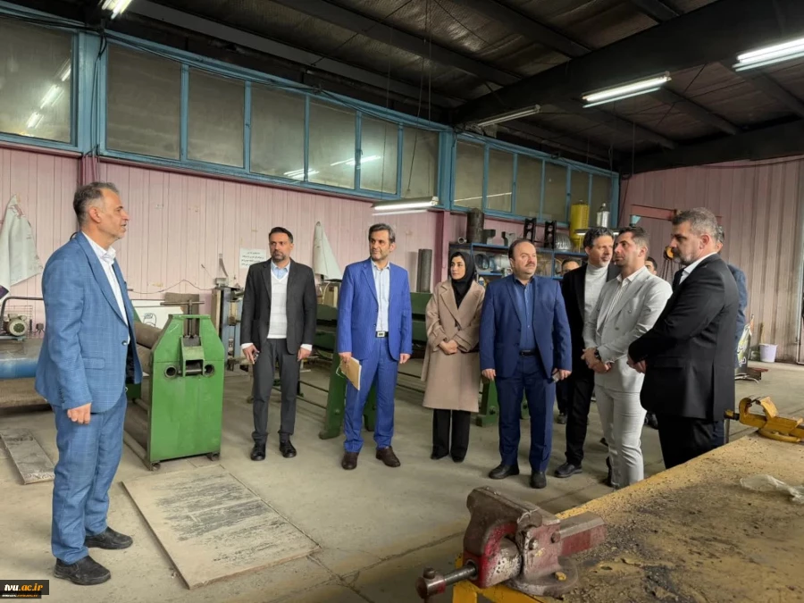 با حضور معاون پژوهش و فناوری دانشگاه ملی مهارت

آئین گرامیداشت هفته پژوهش و تجلیل از برگزیدگان علمی دانشگاه ملی مهارت واحد استان مازندران برگزار شد 3