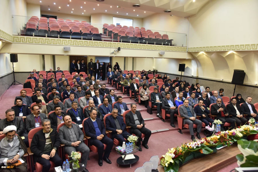 سرپرست معاونت پژوهشی وزارت علوم، تحیقیقات و فناوری:

دانشگاه ملی مهارت، افتخار وزارت عتف است./ موفقیت این دانشگاه یعنی موفقیت جوانان ایران/ نیروی مهارتی با دانش کافی نیاز بازار است و تربیت این نیرو، کار دانشگاه ملی مهارت است. 4