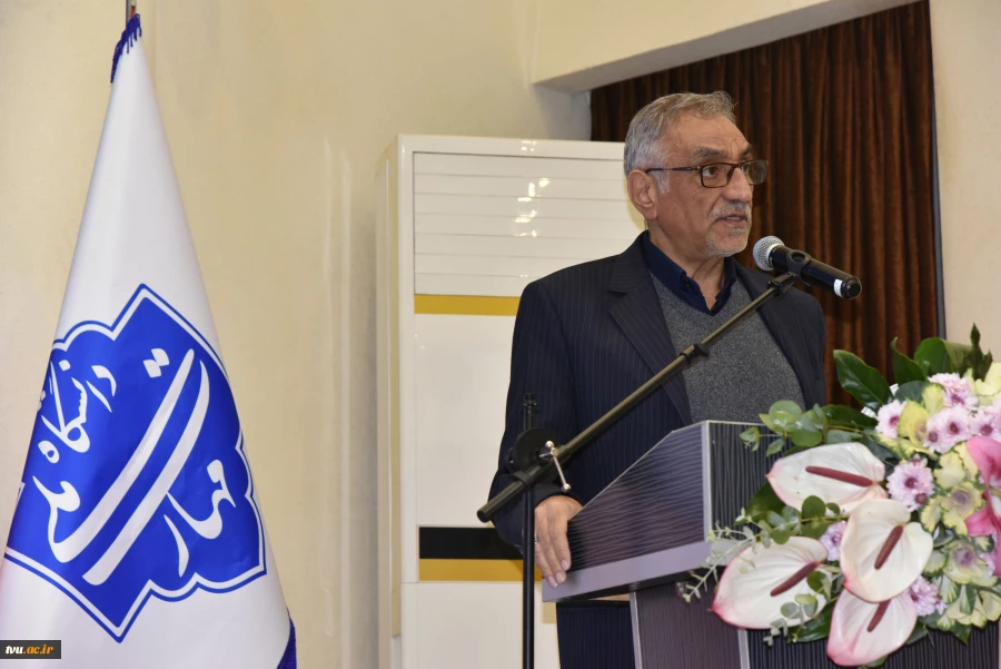 سرپرست معاونت پژوهشی وزارت علوم، تحیقیقات و فناوری:

دانشگاه ملی مهارت، افتخار وزارت عتف است./ موفقیت این دانشگاه یعنی موفقیت جوانان ایران/ نیروی مهارتی با دانش کافی نیاز بازار است و تربیت این نیرو، کار دانشگاه ملی مهارت است. 8