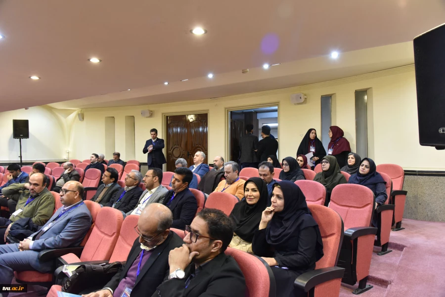 رئیس دانشگاه ملی مهارت در همایش گرامی‌داشت هفته ملی پژوهش و فناوری:

این دانشگاه، دانشجویی برای ماندن در ایران تربیت می‌کند/  پژوهش های ما باید متناسب با بازار کار و صنعت باشد/ پژوهش باید به کمک آموزش بیاید تا این دانشگاه موفق باشد. 9