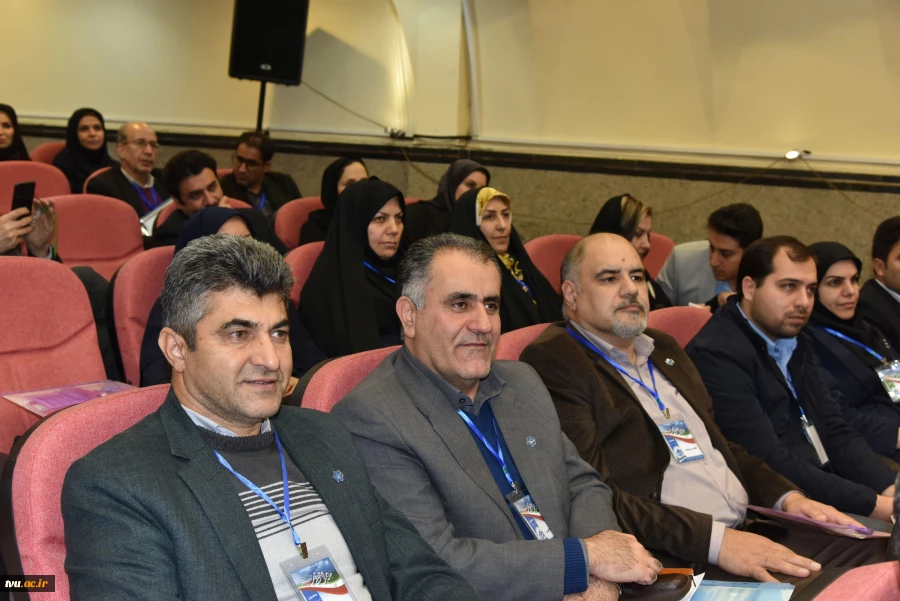 رئیس دانشگاه ملی مهارت در همایش گرامی‌داشت هفته ملی پژوهش و فناوری:

این دانشگاه، دانشجویی برای ماندن در ایران تربیت می‌کند/  پژوهش های ما باید متناسب با بازار کار و صنعت باشد/ پژوهش باید به کمک آموزش بیاید تا این دانشگاه موفق باشد. 14