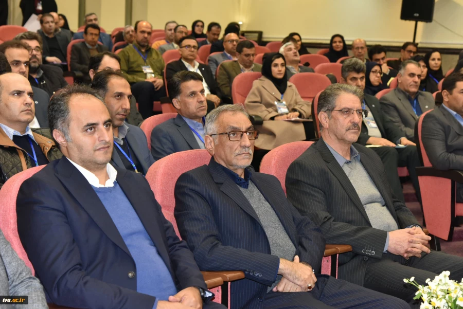 رئیس دانشگاه ملی مهارت در همایش گرامی‌داشت هفته ملی پژوهش و فناوری:

این دانشگاه، دانشجویی برای ماندن در ایران تربیت می‌کند/  پژوهش‌های ما باید متناسب با بازار کار و صنعت باشد/ پژوهش باید به کمک آموزش بیاید تا این دانشگاه موفق باشد. 4