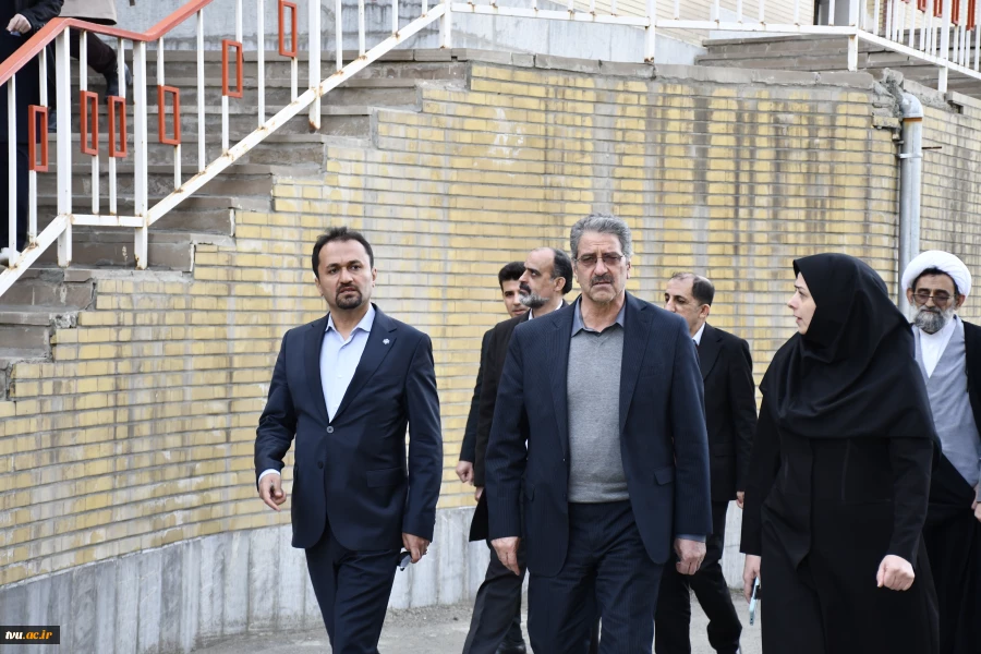 بازدید رئیس دانشگاه ملی مهارت از آموزشکده دختران سنندج 3