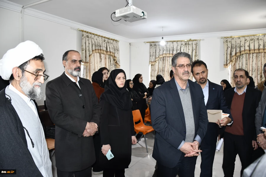 بازدید رئیس دانشگاه ملی مهارت از آموزشکده دختران سنندج 6