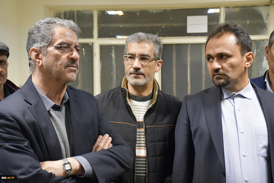 رئیس دانشگاه ملی مهارت در بازدید از دانشکده پسران شهید یزدان‌پناه سنندج:
 
ارتقای زیرساخت‌های کارگاهی، اولویت راهبردی دانشگاه در مسیر اشتغال‌زایی است 2