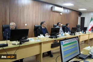 برگزاری اولین جلسه ارائه گزارش اعضای کمیته راهبری با حضور آقای دکتر زمانی رئیس دانشگاه 3