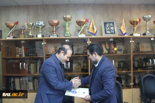 با حضور دکتر جعفری کرمانی‌پور؛
نشست صمیمانه حوزه معاونت فرهنگی و دانشجویی به مناسبت ولادت حضرت علی(ع) و روز مرد برگزار شد 2