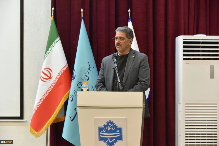 با هدف راه اندازی قطب طراحی پوشاک کشور:

امضاء تفاهم نامه همکاری میان دانشگاه ملی مهارت و معاونت کارآفرینی و اشتغال وزارت تعاون، کار و رفاه اجتماعی 7