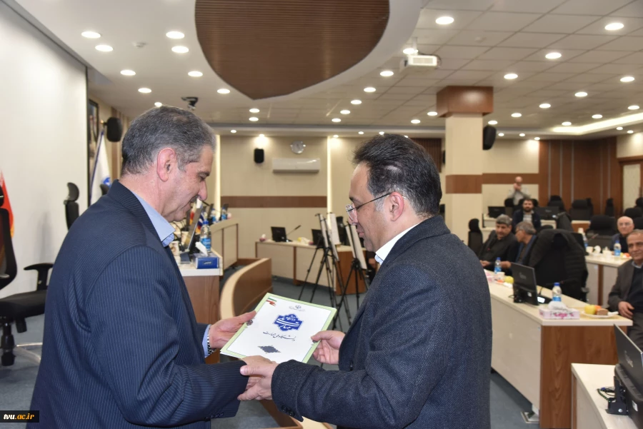 حامیان و خیرین 56