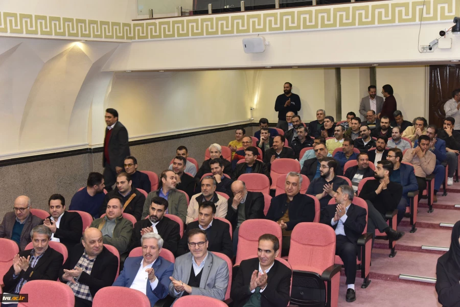 در آستانه میلاد خجسته امام زمان(عج)و گرامی‌داشت چهل و هفتمین سالگرد پیروزی انقلاب اسلامی جشن اعیاد در دانشگاه ملی مهارت برگزار شد 36