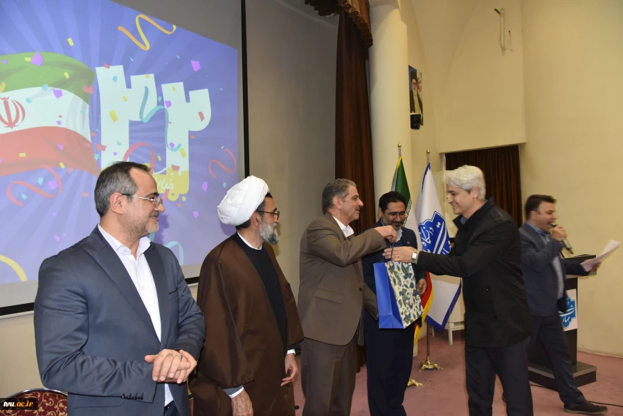 در آستانه میلاد خجسته امام زمان(عج)و گرامی‌داشت چهل و هفتمین سالگرد پیروزی انقلاب اسلامی جشن اعیاد در دانشگاه ملی مهارت برگزار شد 38