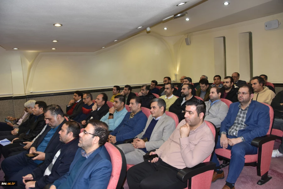 با حضور هیئت رئیسه، مدیران و همکاران سازمان مرکزی برگزار شد؛

جشن میلاد با سعادت امام زمان(عج) و گرامی‌داشت چهل و هفتمین سالگرد پیروزی انقلاب اسلامی 13