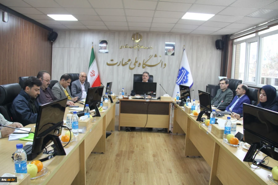 برگزاری هفدهمین جلسه شورای برنامه ریزی آموزشی و درسی با حضور دکتر زمانی 3