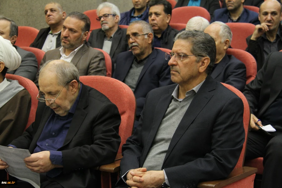 یادبود دکتر عباس صدری 28