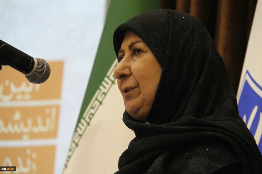 یادبود دکتر عباس صدری 34