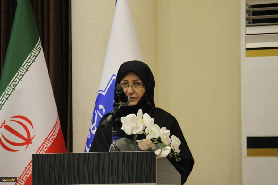 یادبود دکتر عباس صدری 35