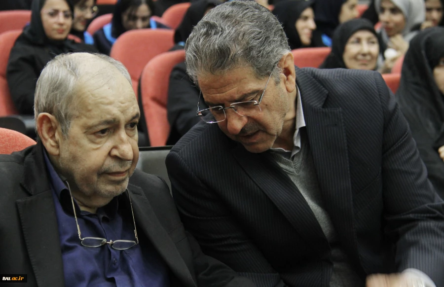 یادبود دکتر عباس صدری 36